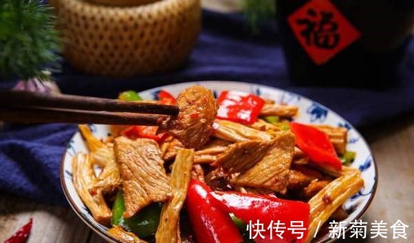 技巧|炒肉时,别再直接下锅了,牢记2个技巧,香嫩又入味,不柴也不腥