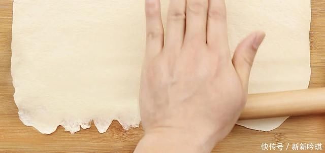 面团|手撕面包这样做,柔软筋道又拉丝,一层一层撕着吃,太香了