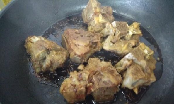 “最脏”的一道菜, 厨师从不给家人吃, 很多人却把它当作美味