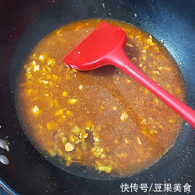 #暖冬酱在手,嗨吃部队锅#藤椒味炸酱