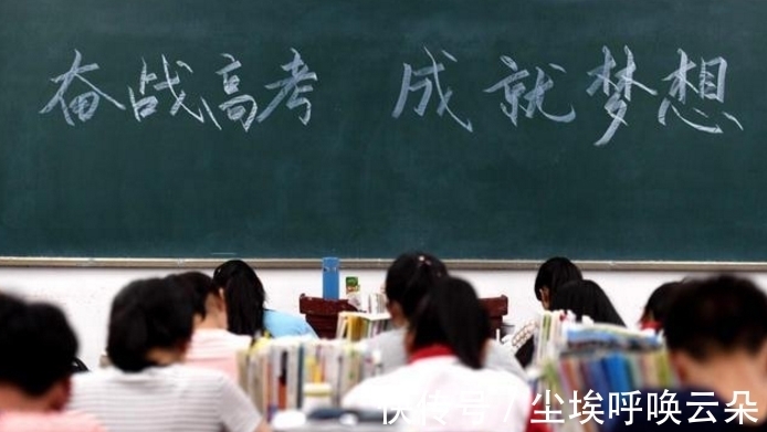 清华大学|他是中国“高考神话”, 总分“749分”考入清华, 差1分就满分, 如今过得怎样