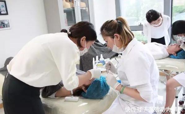 那些纹眉的女生,如今怎么样啦过来人说出亲身经历,别不当回事