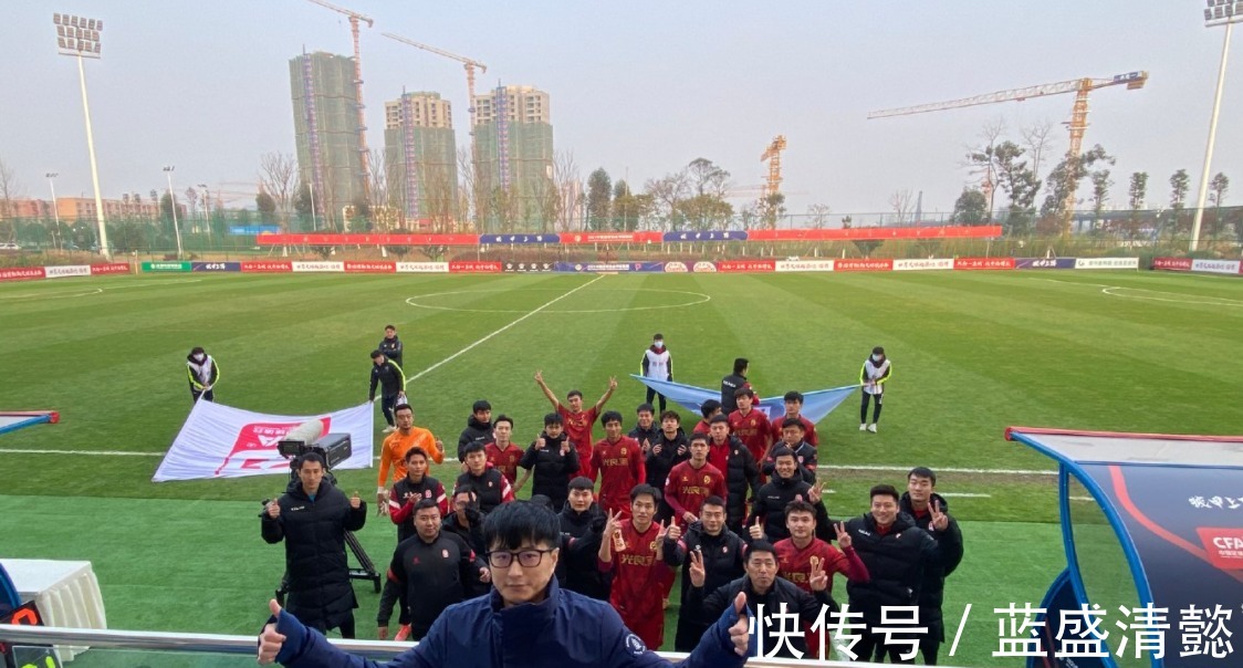淄博|中甲80后四川老板不易!两大媒体人力证,淄博蹴鞠老总是真心付出!