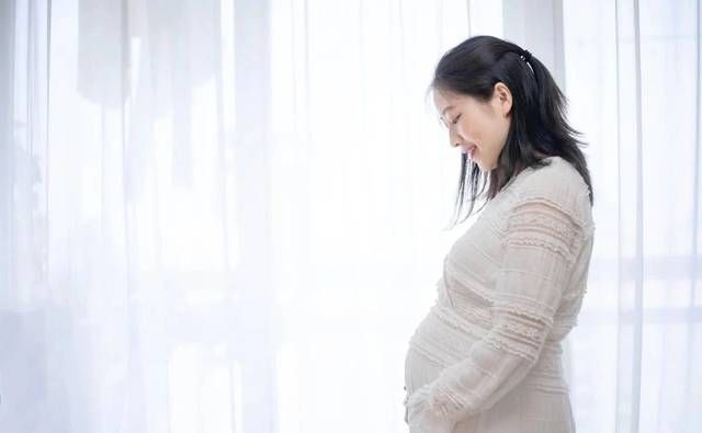 症状|在孕期出现这四种症状孕妈该注意了,你身体里的钙不够分给宝宝了
