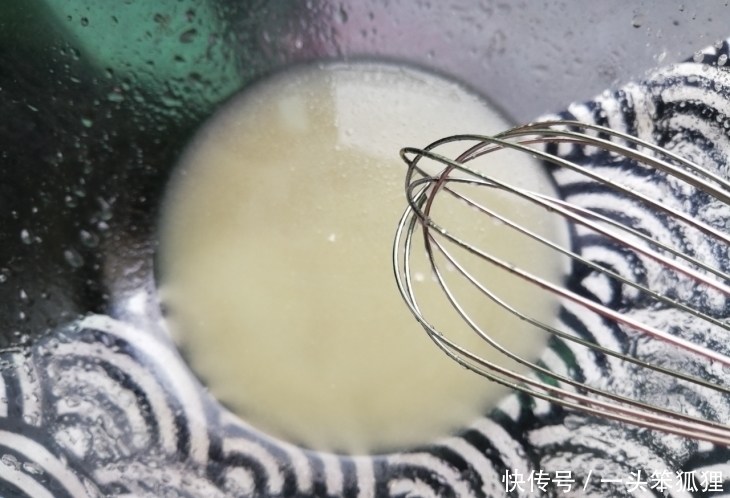 小吃|此道自制小吃,一碗面粉两个鸡蛋,几分钟就能做好,香酥可口