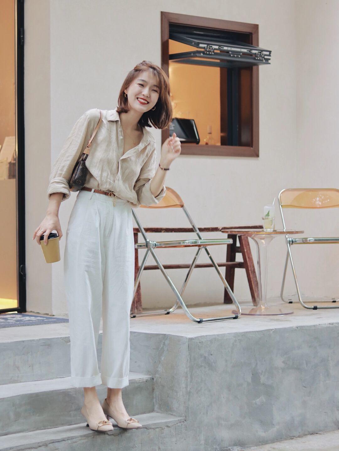 西装外套|秋冬不费力穿搭,格纹西装+黑色铅笔裤,高级又时尚!