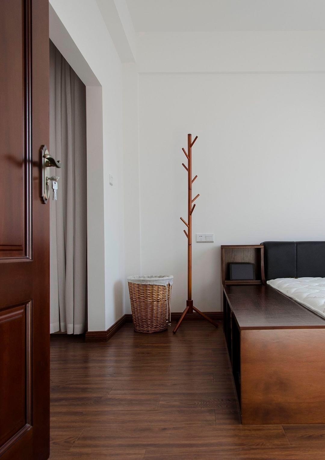 业主|80平的复式空间,经典的黑白搭配森系绿色,打造让三代人舒适的家