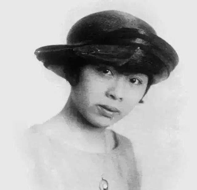 陆小曼|民国才女陆小曼:二婚不被祝福,两次葬礼遭公公拒绝