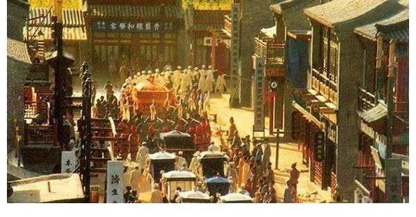 敬意#传承千年的土葬制度被改火葬,为何北大教授会说:遗体当垃圾处理