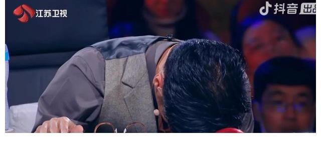 《点赞！达人秀》评委各不同，谢霆锋严格犀利，邓紫棋聪明救场