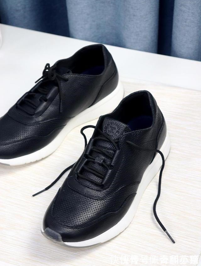 七面 小米出行新品体验透气单牛皮面+双密度缓震底,运动防臭不闷脚!