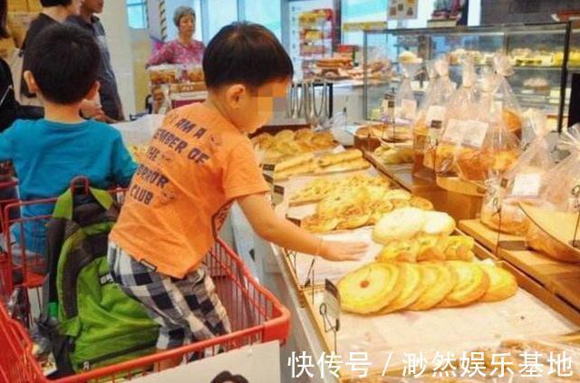 售货员|女儿超市偷吃草莓，店员要求110元一斤赔偿，妈妈的话让人点赞