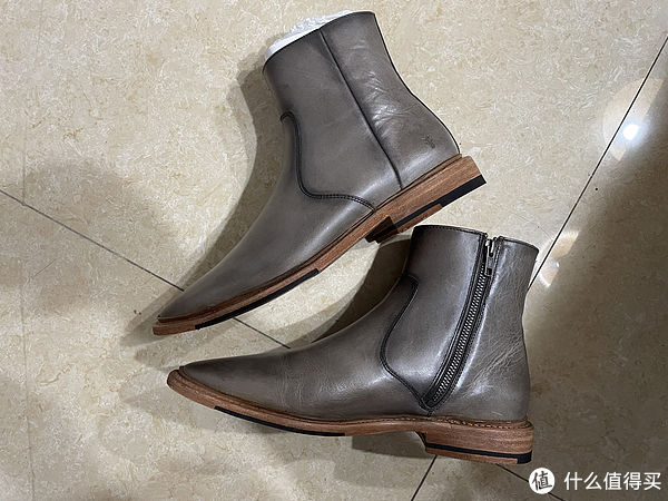 frye p又是一双高质量的型男战靴——frye paul 拉链靴