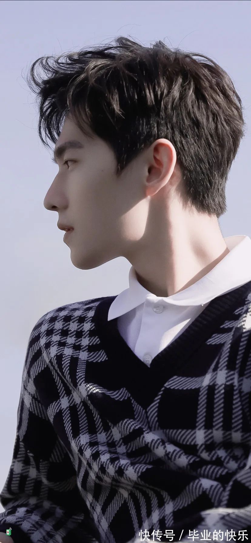 宝藏壁纸已送达请签收|就算星星碎掉了溢出来的光也很好看