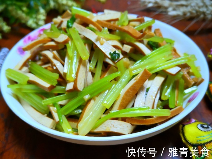 天然“补钙菜”找到了，多给孩子吃此菜，补钙质，孩子长个头