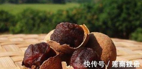 延缓衰老|女孩子不能事事都节俭,四种天然的雌激素多吃,抗衰老作用很明显