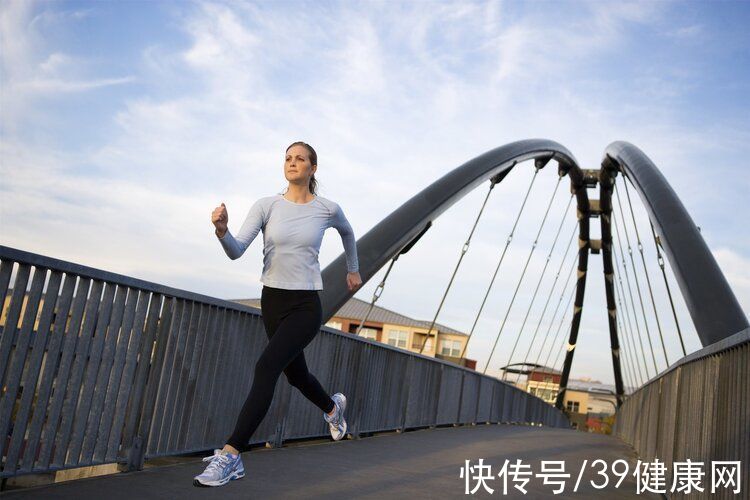 老年人|“血管排毒”骗了多少老年人！提醒：坚持三个“一”，血管慢慢好