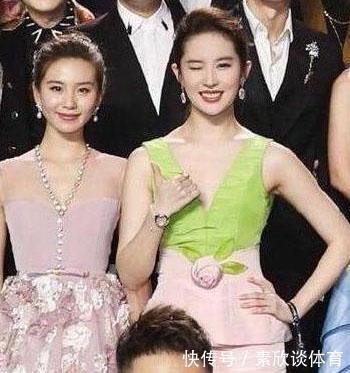 蓬松 头发中隐藏的秘密:女人越聪明,越喜欢用这3种发型掩饰自己