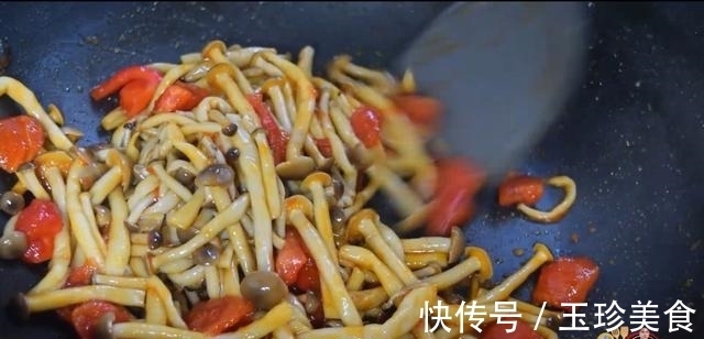 天健|番茄炒海鲜菇最好吃的做法,简单美味又健康,看看你喜欢吃不?