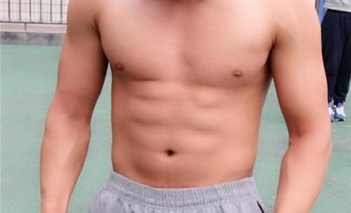 肺活量|坚持练习俯卧撑,一天40个,男子后来得到了什么?提前了解下