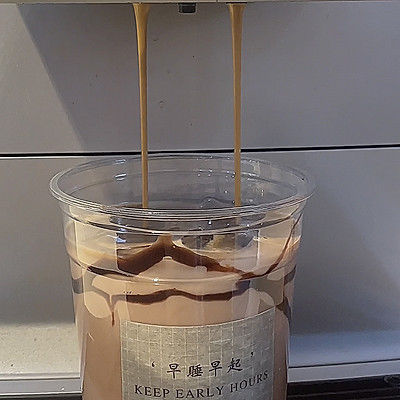 1分钟搞定超浓可可拿铁