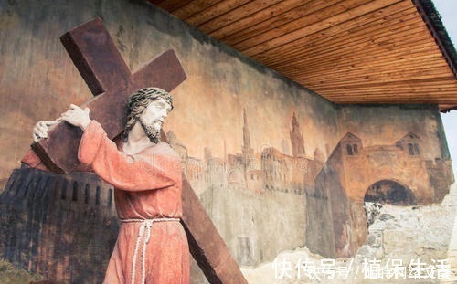 穆罕默德@为何释迦牟尼和穆罕默德都被认为是真实的人物,但耶稣却不是呢?