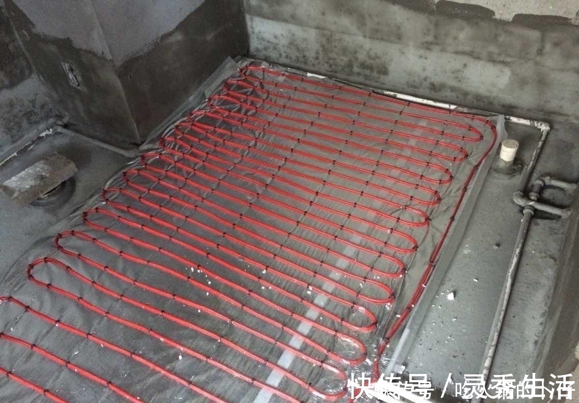 暖气片|采暖方式很多，我心中就电地暖最舒适，120平以下装它准不会错！