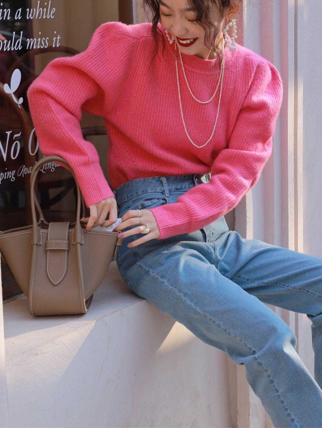 针织 温柔浪漫的小清新穿搭示范,这几套简约又日常,照着穿准没错