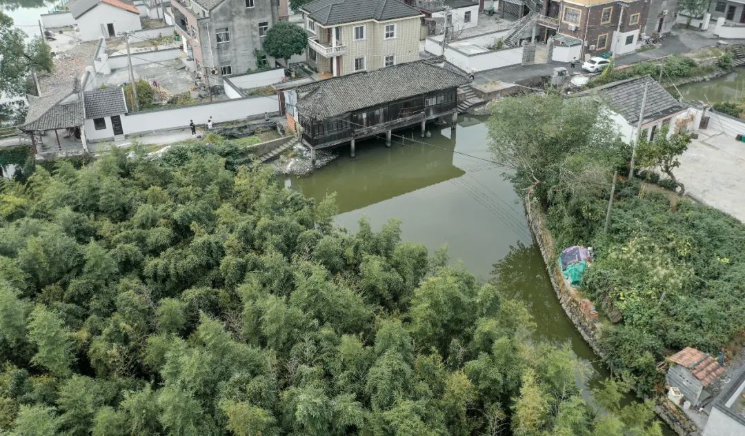 俞阿顺|余杭这座水阁楼，已成此地唯一！花窗惊艳！