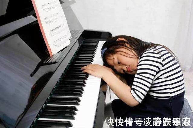 孩子|李玫瑾直言再爱孩子,也别送他上这3种兴趣班,坑娃不说还费钱