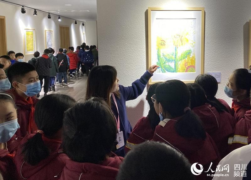 温暖|成都青羊特殊儿童美术作品展示7年的温暖故事