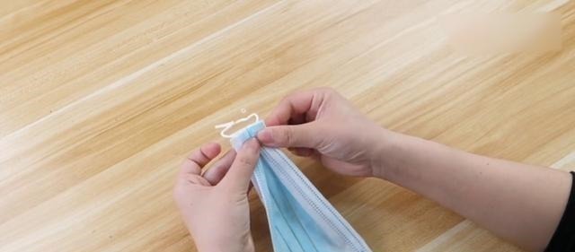 儿童|成人口罩儿童戴不上医生教的方法,成人口罩变成舒适的儿童口罩!