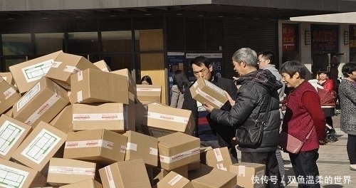 网购|快递不断增多,快递员工资却不增反降,究其原因是存在两种乱象