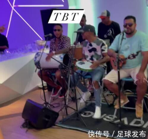 外援|武汉队外援拉斐尔回忆以前的星期四!这些回忆是在……