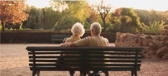 子女|老年人如何与成家后的子女们相处?做到这四点就行了