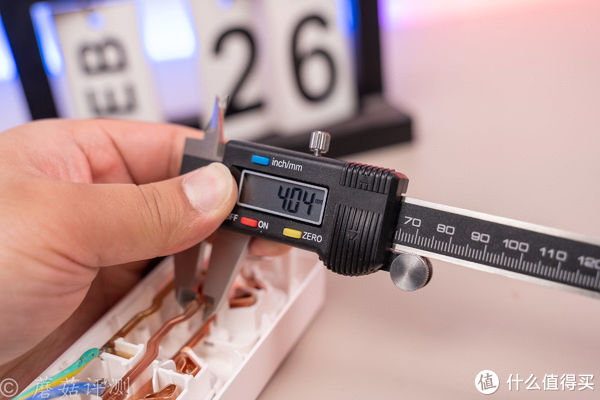 蘑菇|蘑菇玩家居 篇十六：想装空调却没预留插座？公牛10A转16A定制延长插座可解