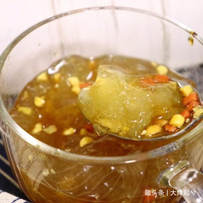 传统红糖冰粉灵魂气泡,是最适合夏天的味道