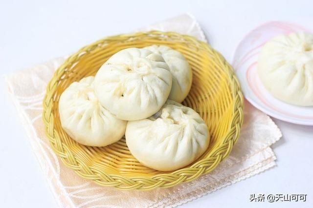 五香粉|用茄子做包子，汁多鲜美，好消化，一家老小都可以吃