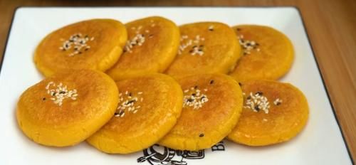  南瓜|冬天多吃南瓜糯米粉，不加一滴水，软糯香甜还流心，比油炸还好吃