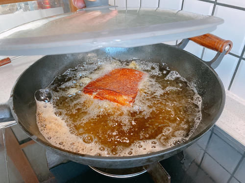 过年炸扣肉，这5点不要忽略，找到关键点，做出正宗的虎皮扣肉