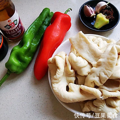 冬日里来一道肥肠煲,保你一天元气满满