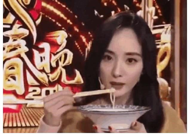 自律性|黄晓明一根苗条充饥，龚俊吃饭用吸油纸，男明星也逃不过身材管理