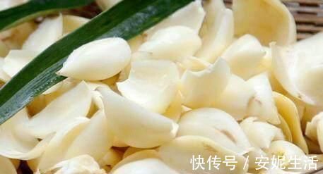 卵巢|女人月经走后, 这几种食物吃的越多, 卵巢毒素排得越干净!