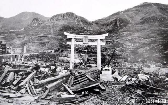 爆炸|原子弹爆炸后，那个背着“亡弟”去火葬场的小男孩，后来如何了？