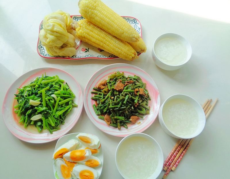 香豆子|我家早餐5种搭配，炒菜配粗粮，美味营养，不到20分钟搞定