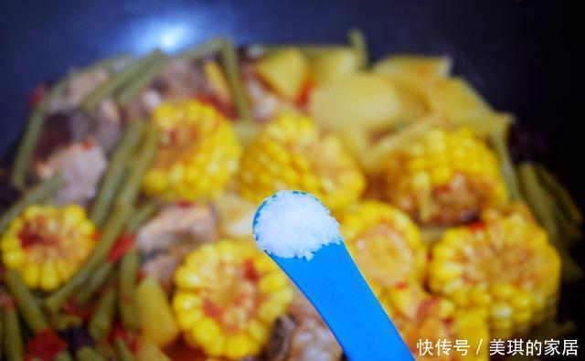 冬天|东北名菜,虽然名字很“随意”,但是营养很高,吃一个冬天也不腻