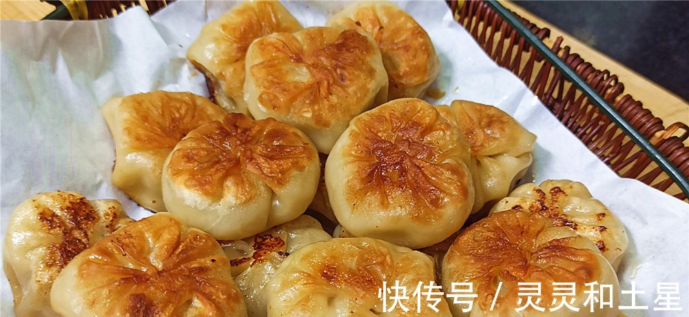 教你肉饼最简单的做法不用揉面,做出来皮薄馅大特别好吃解馋!