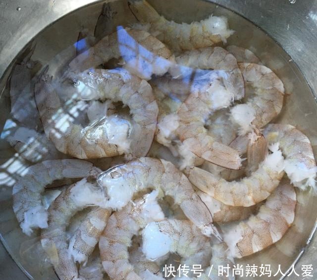  做法|虾肉馄饨，家常做法，营养又美味