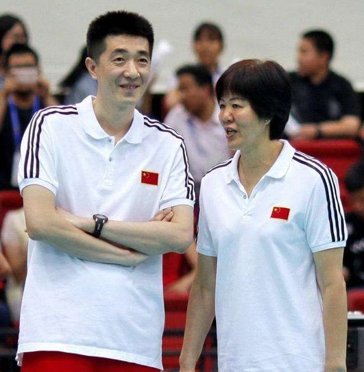 安家杰|中国女排主帅新近况!郎平师徒有望联手再创辉煌,安家杰沦为备选