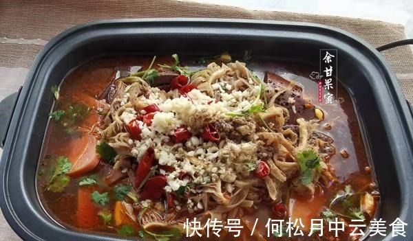 此菜上桌米饭都不够了,食材丰富多样做法也简单,好吃不敢多做!